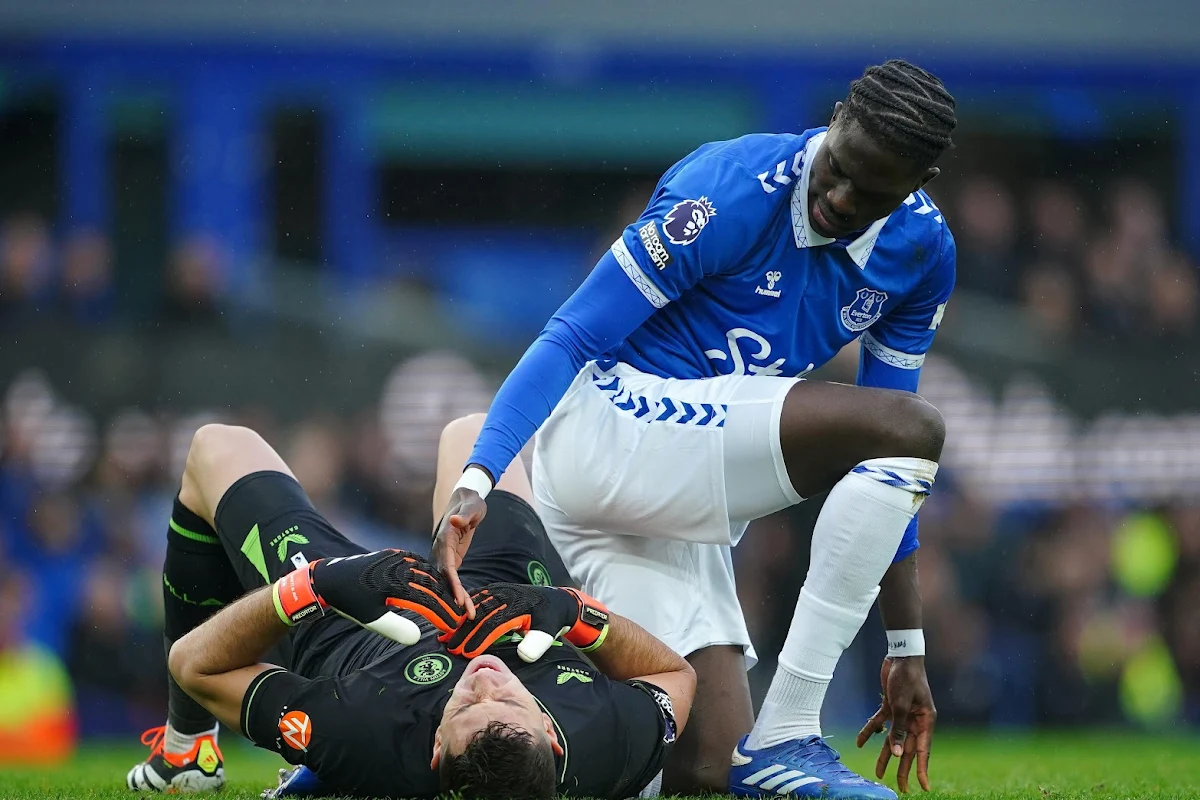 🎥 L'intervention assassine d'Amadou Onana, le grand retour de Youri Tielemans