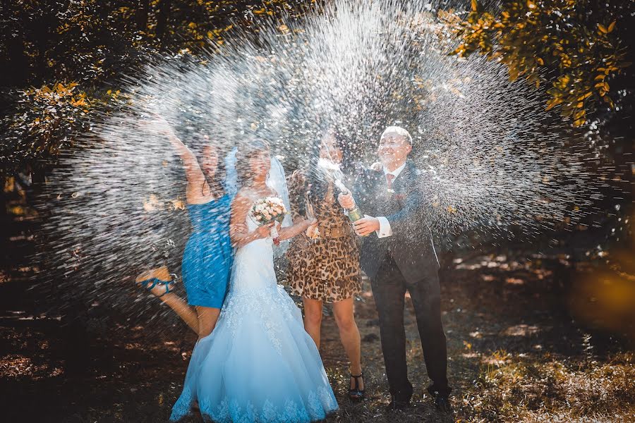 Photographe de mariage Yuriy Bondarev (bondrevura). Photo du 1 novembre 2014