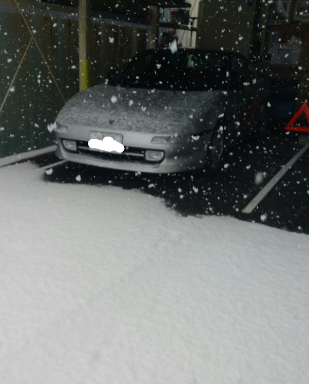 MR2の雪が積もったに関するカスタム事例の投稿画像1枚目