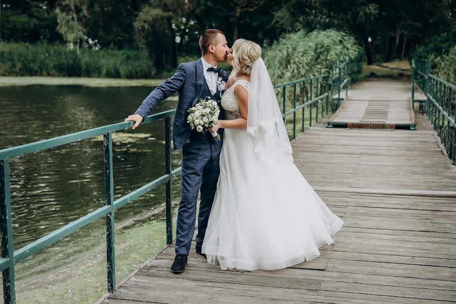 Fotógrafo de bodas Olena Ivashchenko (lenuki). Foto del 1 de marzo 2023