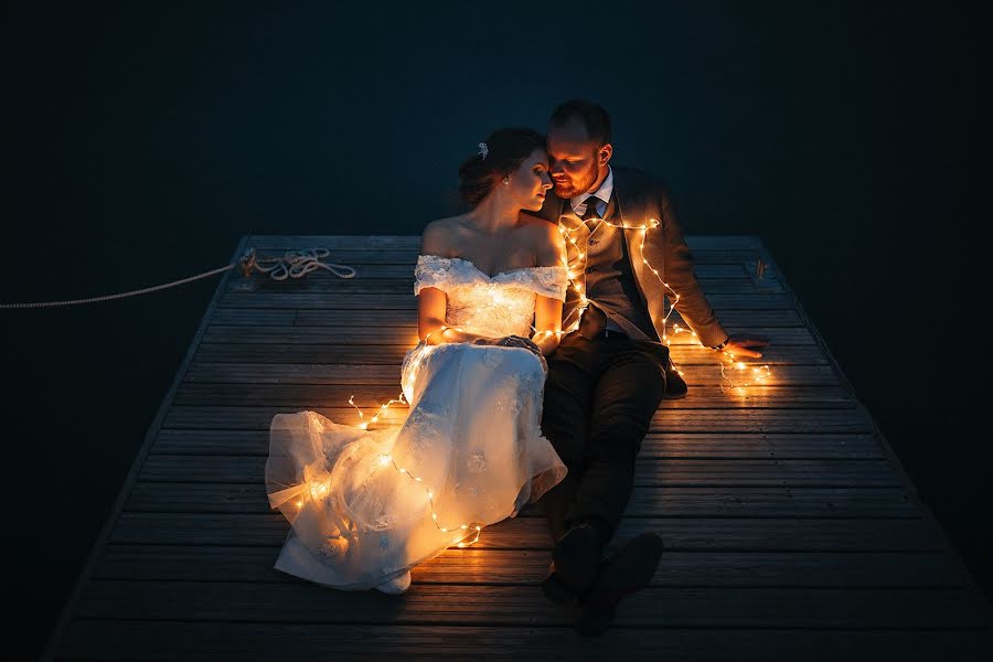 結婚式の写真家Vlado Veverka (veverkavlado)。2019 10月7日の写真
