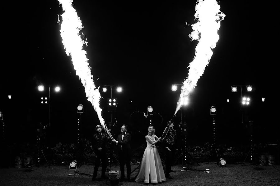 Fotógrafo de casamento Artur Pogosyan (pogart). Foto de 16 de outubro 2016