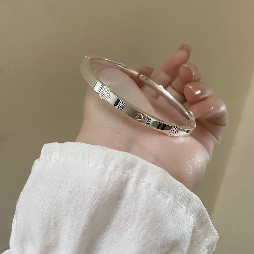 Title 2, Womens Heart-Shaped Sterling Silver Bracelet w...