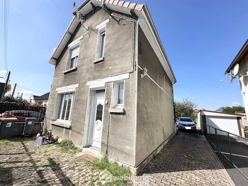 Vente maison 5 pièces 98 m² à Laon (02000), 135 800 €