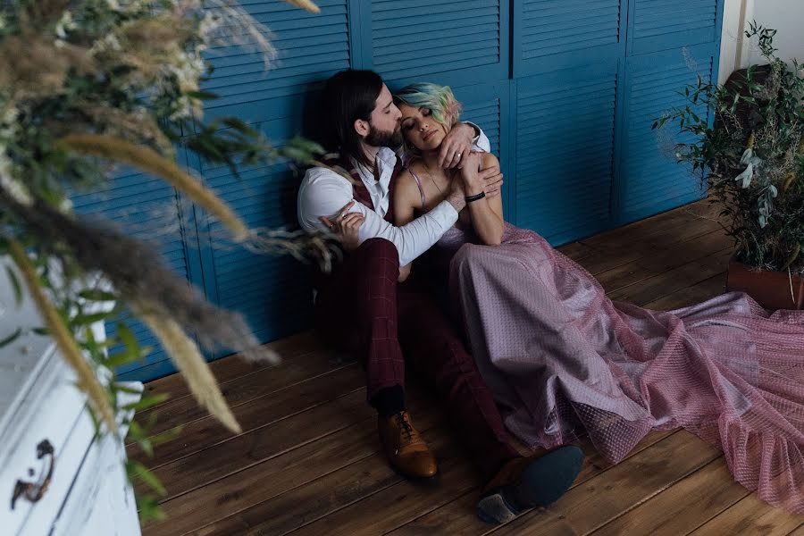 Wedding photographer Valentina Dementeva (vellentine). Photo of 13 June 2019