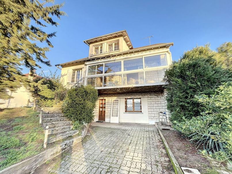 Vente maison 9 pièces 200 m² à Urçay (03360), 85 000 €