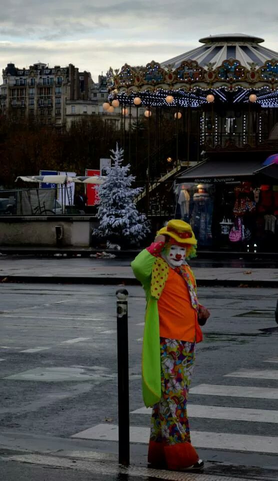 Clown a Parigi di redmoon18