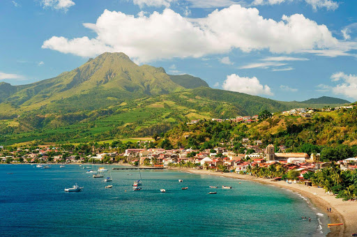 martinique-beachfront.jpg - The stunning beachfront of Martinique. 