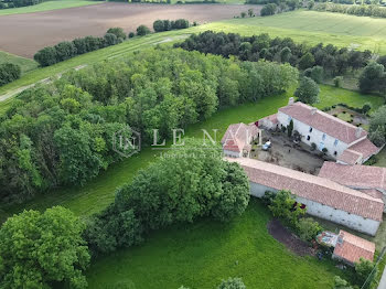 propriété à Chantonnay (85)