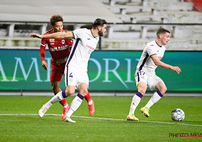 Anderlecht-Antwerp: de strijd om de Champions' Play-offs met de hete adem van Gent in de nek