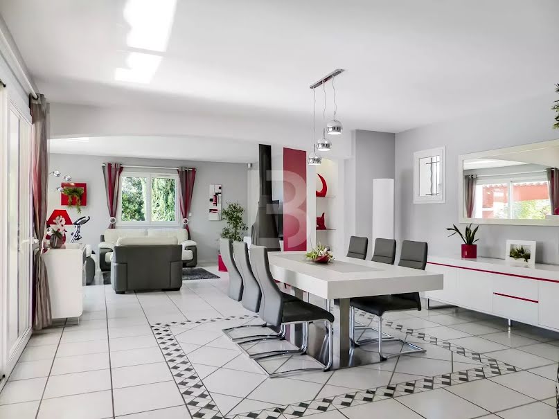 Vente maison 6 pièces 150 m² à La Roquebrussanne (83136), 499 000 €