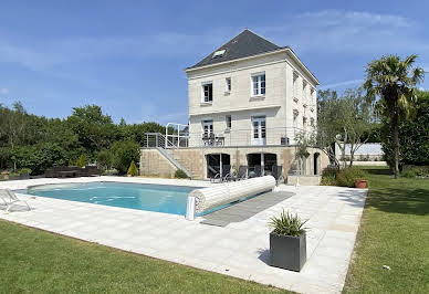 Maison avec jardin et terrasse 2