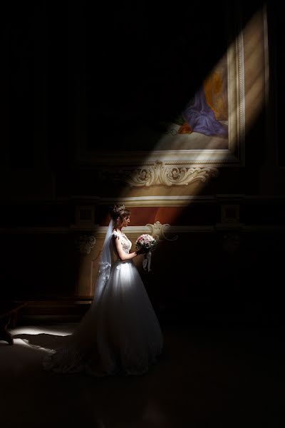 Fotografo di matrimoni Yuliya Storozhinska (id31957517). Foto del 6 agosto 2017