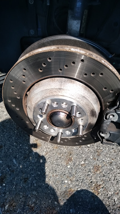Z4 M クーペのスタッドボルト・軽量ホイールナット・ホイールスペーサー取付に関するカスタム事例の投稿画像5枚目