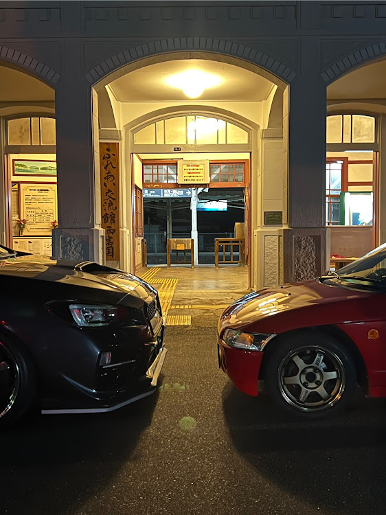 WRX S4の西岩国駅・レトロ建築・欽明館名物自動販売機コーナー・大竹ダイセル・フォロワー様に感謝✨️に関するカスタム事例の投稿画像5枚目