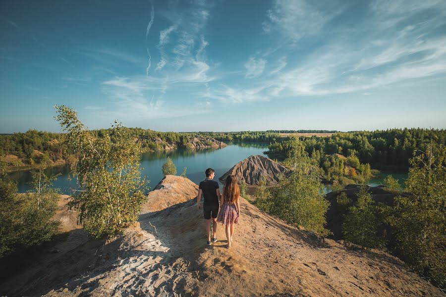 Fotografo di matrimoni Artem Toloknov (artolphoto). Foto del 25 settembre 2018