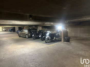 parking à Paris 12ème (75)