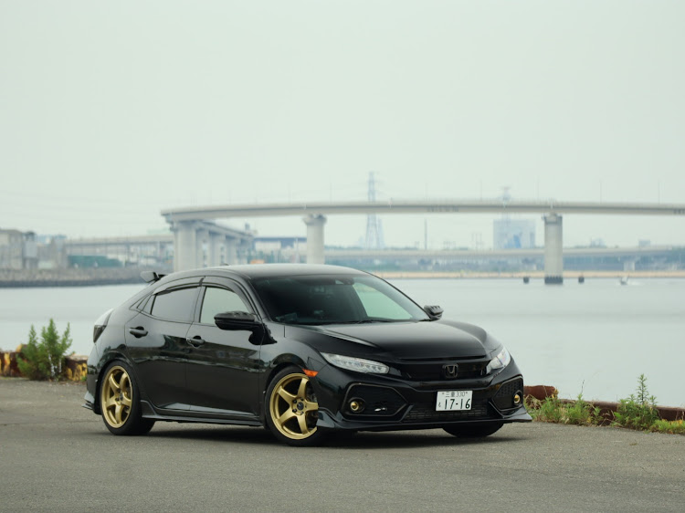 シビック(欧州HB)のFK７・PickUpチャレンジ・霞埠頭・いなばポートライン・ガントリークレーンに関するカスタム事例の投稿画像3枚目