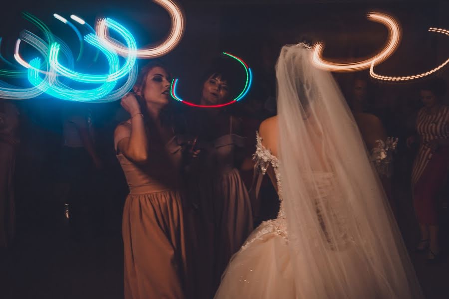 Wedding photographer Andrii Tsynhariuk (tsynhariuk). Photo of 19 November 2019