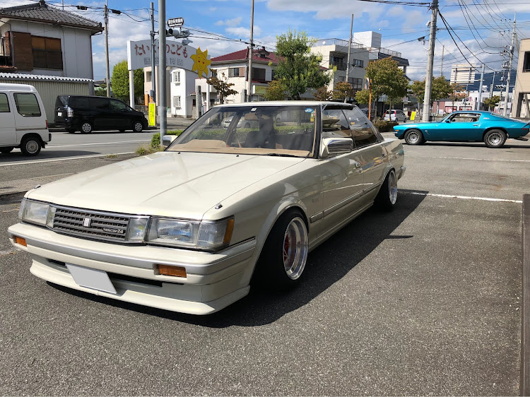 マークIIのドライブ・gx71・タマゴ・マーク2に関するカスタム事例の投稿画像1枚目