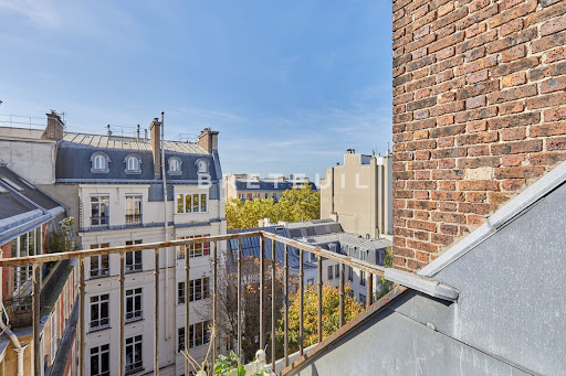 Apartment 5
