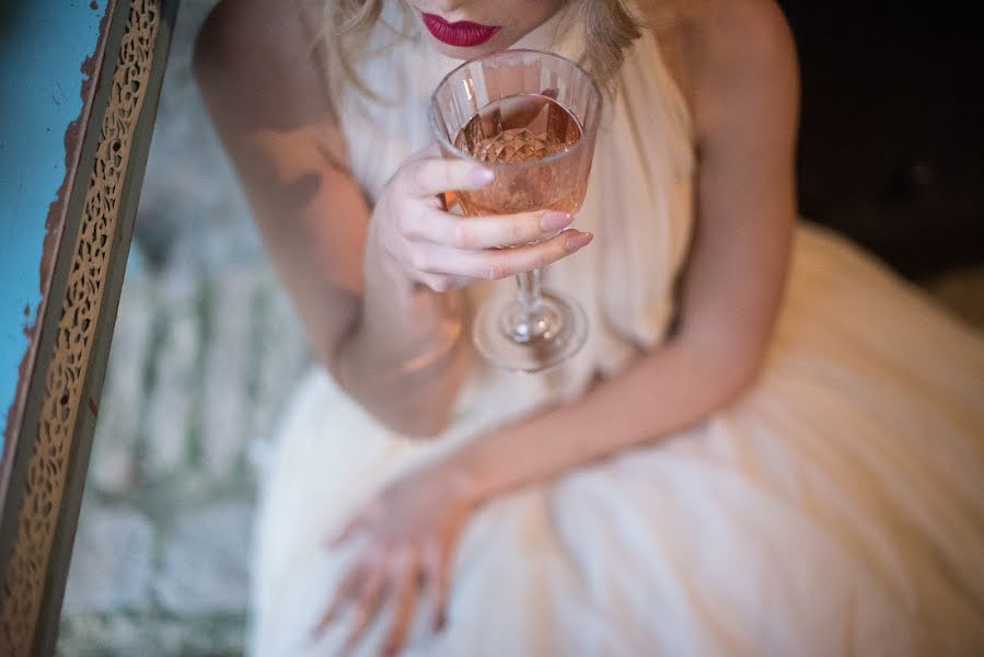 Fotografo di matrimoni Toñi Olalla (toniolalla). Foto del 9 maggio 2017