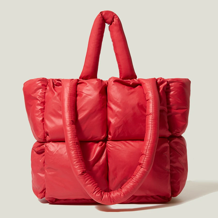 Winter Neues Schlichtes Design Einfarbig Weich Kleine Quadratische Füllung Schulter Handtasche, perfekt für den Alltag.