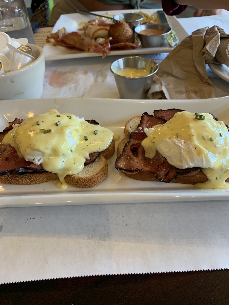 Gluten-Free Breakfast at Over Easy