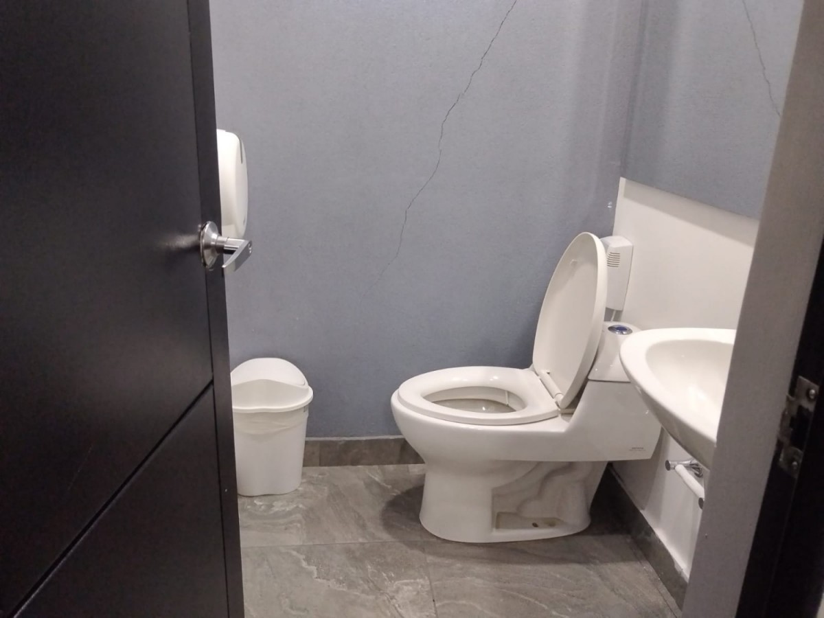 Oficina En Arriendo - Chico, Bogota
