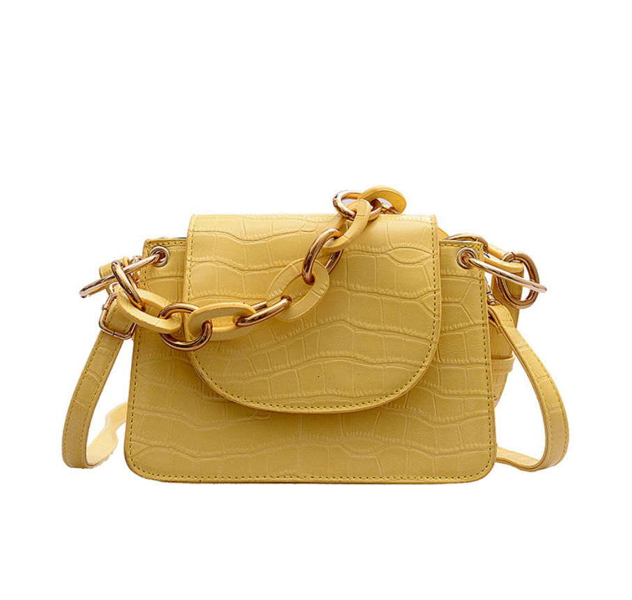 Bolsa transversal pequena quadrada para ombro, ideal para o dia a dia. Compacta, elegante e perfeita para carregar seus essenciais com estilo.