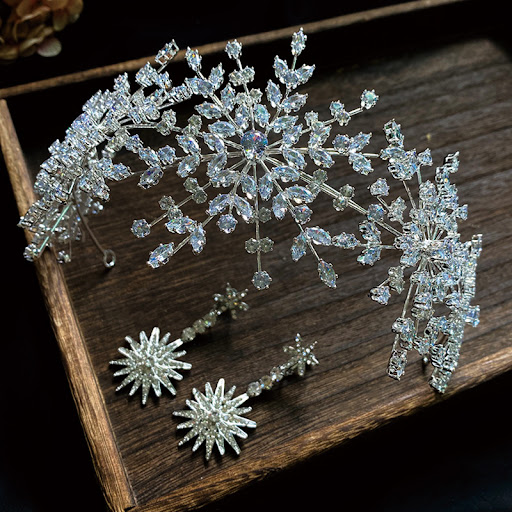 Title 4, Brides Dinner Ice Queens Crown