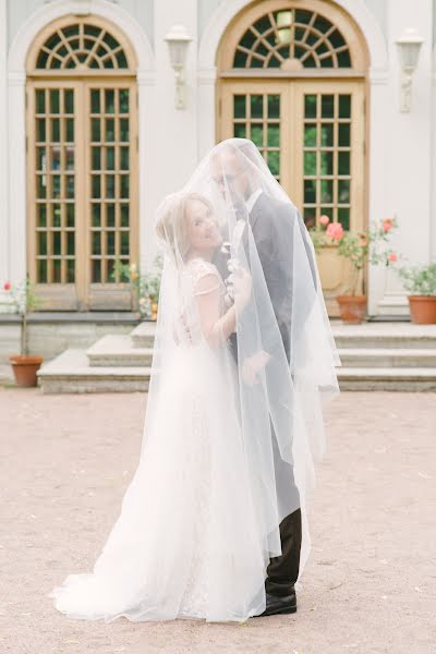 Fotógrafo de casamento Olesya Ukolova (olesyaphotos). Foto de 27 de março 2018