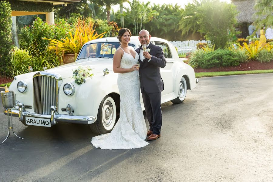 Fotografo di matrimoni Antonio Crutchley (whwp). Foto del 14 settembre 2021