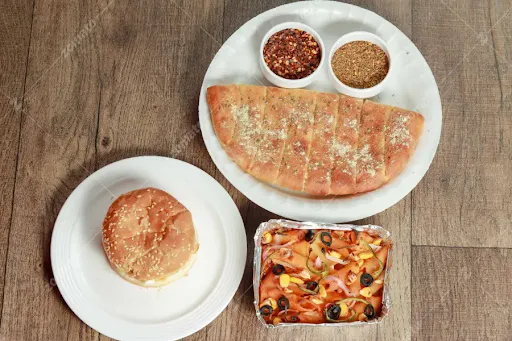 Red Sauce Pasta + Spicy Cheese Burger + Garlic Bread