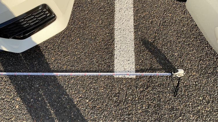 ステップワゴンスパーダの駐車場にて・白線・曲がってる？に関するカスタム事例の投稿画像1枚目