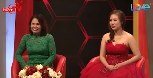 Hình ảnh mẹ chồng nàng dâu thân thiết