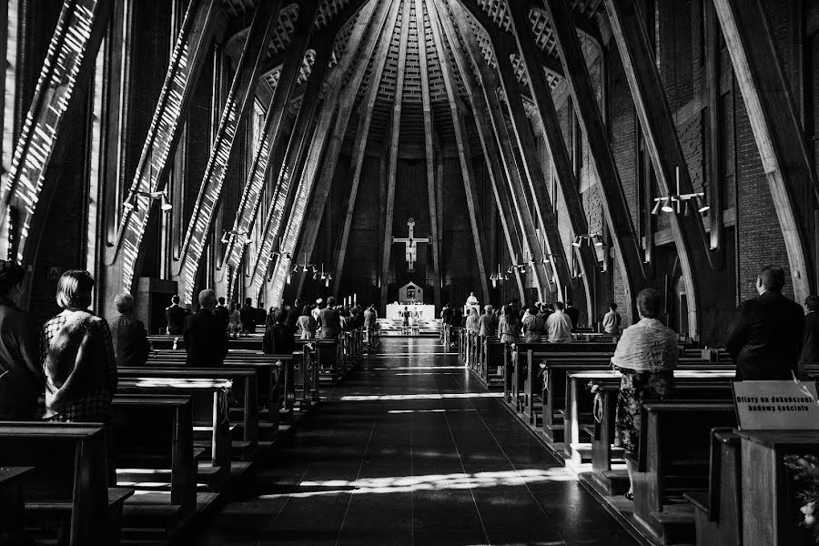 Fotógrafo de bodas Bartłomiej Głowacki (fotografiazglowa). Foto del 27 de octubre 2021