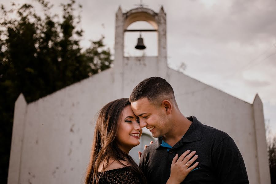 Fotografo di matrimoni Gabriela Dos Santos (gabidossantos). Foto del 5 giugno 2019