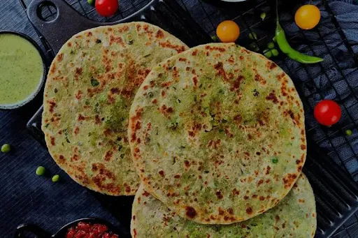 Olive Oil Matar Paneer Paratha