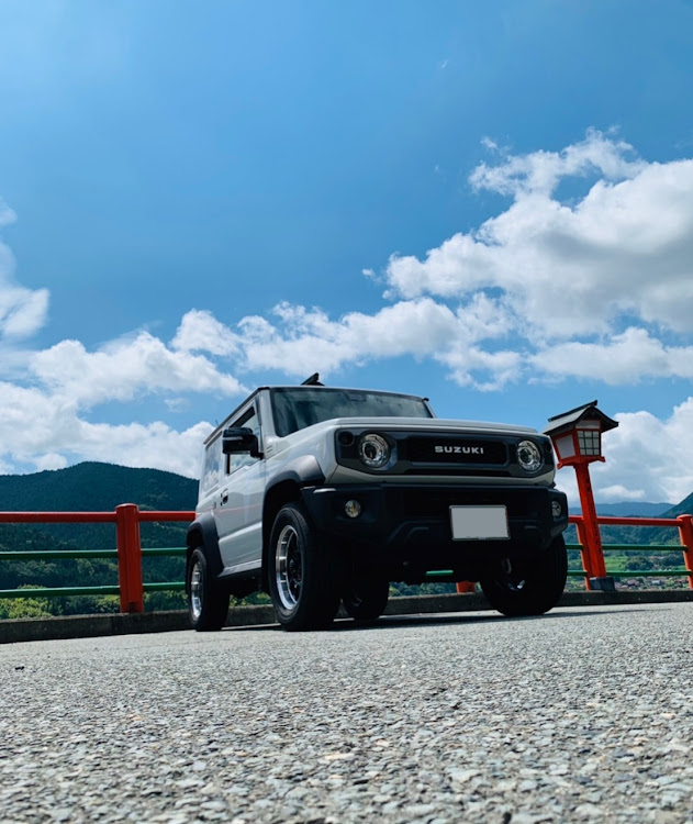 ジムニーシエラの来年もよろしくお願いします・ジムニーシエラJB74・#レイズホイール・＃レカロシートSR-7・#モンスタースポーツに関するカスタム事例の投稿画像4枚目