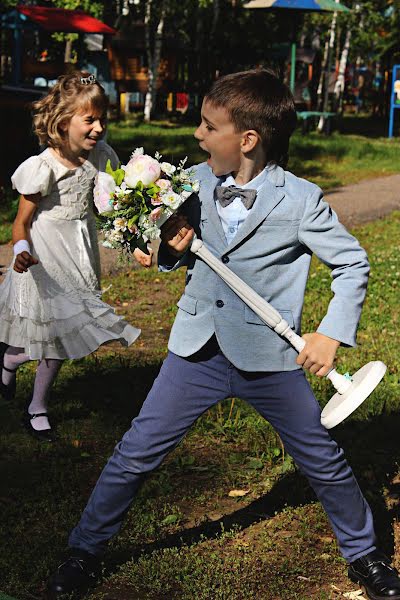 Wedding photographer Liliya Ibragimova (liliphotospb). Photo of 24 May 2020