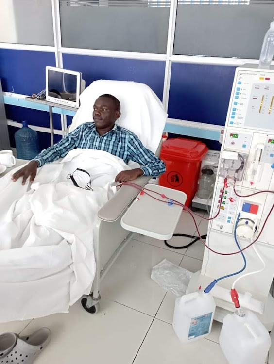 Leonard Kandagor undergoing dialysis at Nairobi women's hospital on Monday.