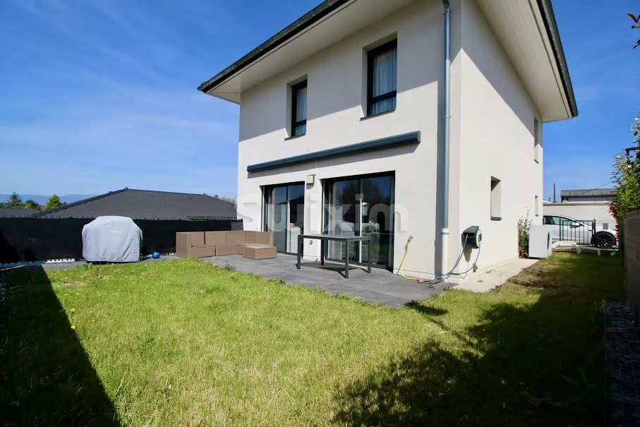 Vente maison 4 pièces 115.08 m² à Gaillard (74240), 620 000 €