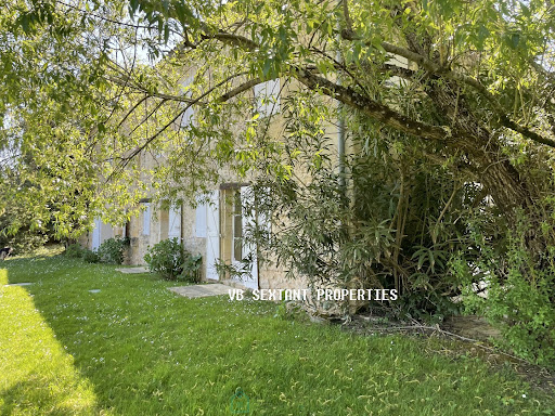 Property with pool 2