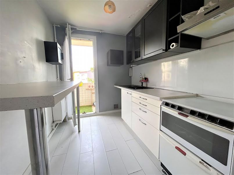 Vente appartement 3 pièces 56 m² à Sorgues (84700), 65 000 €