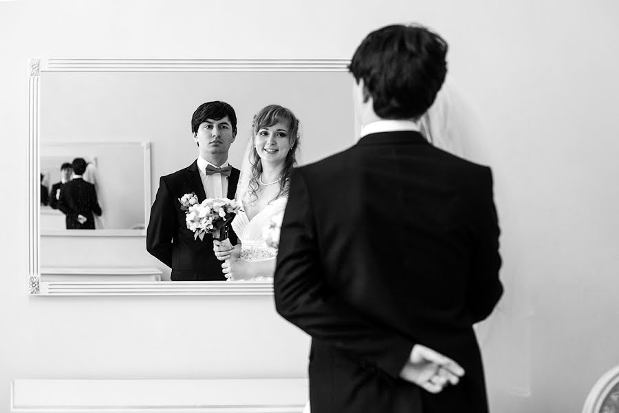 शादी का फोटोग्राफर Aleksandr Kan (alexkan)। जून 9 2015 का फोटो