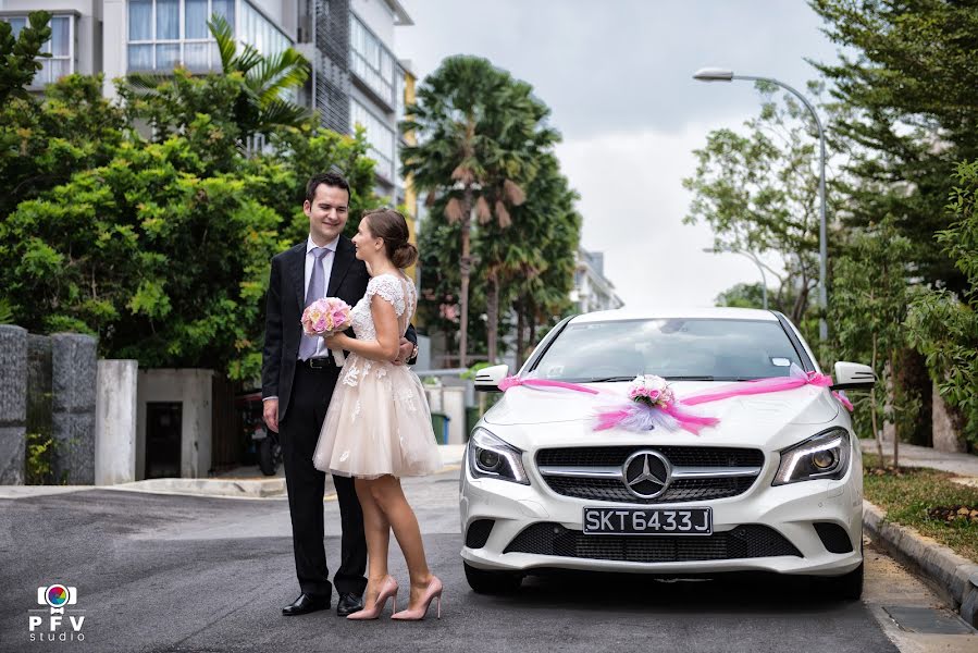 Fotógrafo de casamento Razvan Bolohoi (razvanbolohoi). Foto de 7 de março 2017