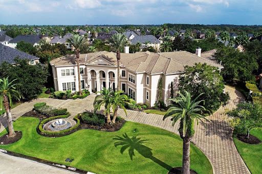 Maison avec piscine et jardin 3