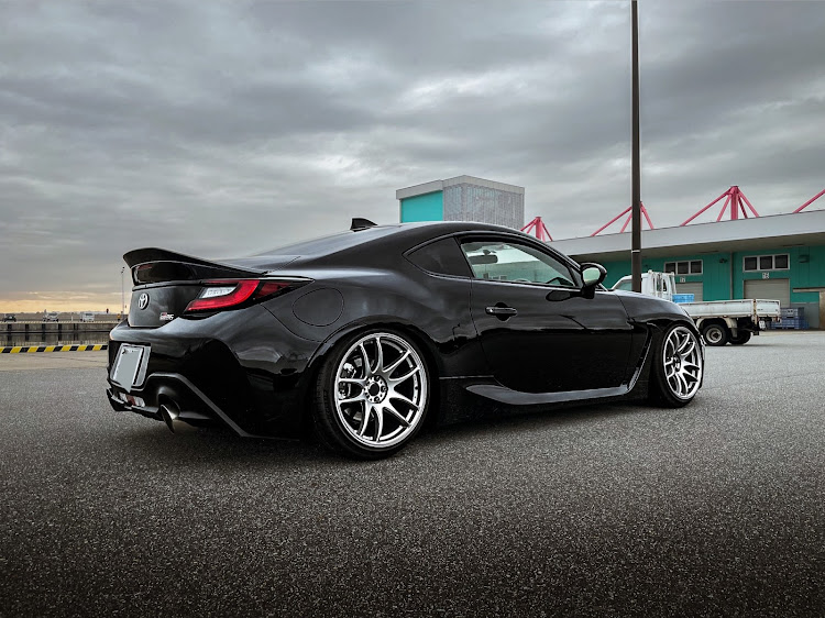 GR86の目指せPickUpCars・ホイール交換・work・仕様変更に関するカスタム事例の投稿画像3枚目