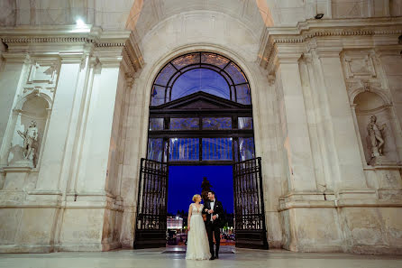 Fotografer pernikahan Laurentiu Nica (laurentiunica). Foto tanggal 13 Maret 2023